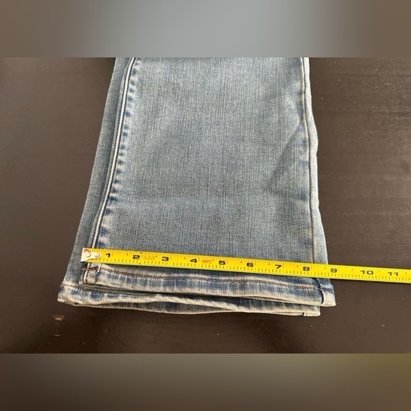 Lucky Brand Women's Sweet Mid Rise Bootcut Jeans - Picture 10 of 10